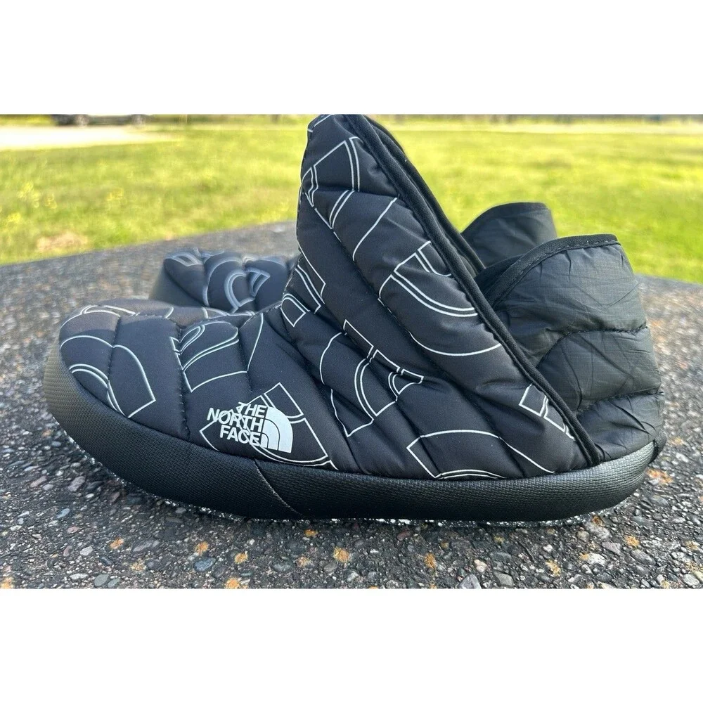 The North Face ThermoBall Traction Booties Men’s 7 Winter Boot Black White
